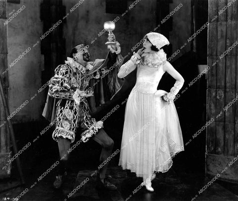 crp-12556 1923 Hobart Bosworth, Aileen Pringle silent film In the Palace of the King crp-12556