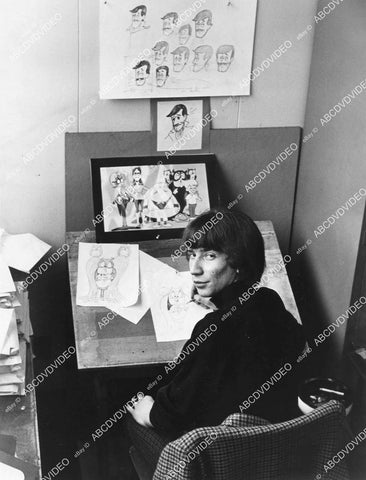 crp-01261 1966 mod artist Peter Sander British artist at desk drawin Cool McCool Saturday Morn Cartoon crp-01261