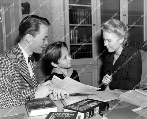 crp-12644 1941 Bobby Larson gets school lesson Kenneth Howell & Josephine Hutchinson crp-12644