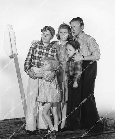 crp-12669 1940 child stars Charles Peck, Edith Fellows, Tommy Bond, Bobby Larson, Dorothy Anne Seese film Out West w the Peppers crp-12669