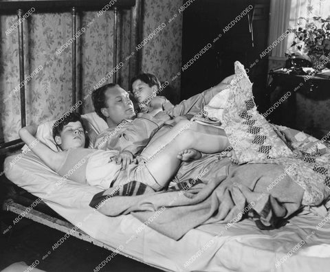 crp-12680 1940 Tommy Bond, Rex Evans, Bobby Larson film Out West with the Peppers crp-12680