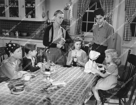 crp-12725 1940 Ronald Sinclair, Charles Peck, Edith Fellows, Tommy Bond, Bobby Larson, Dorothy Anne Seese film Out West w the Peppers crp-12725