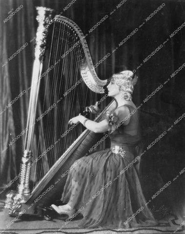 crp-13012 1933 music Julie Kellar at her harp crp-13012