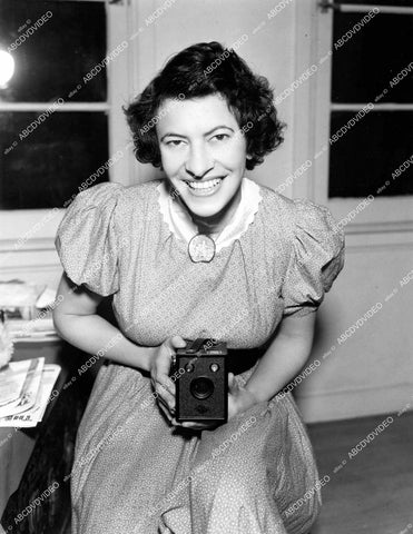 crp-13059 1938 Mrs Esther Van Dekker w her brownie type camera on set film Marie Antoinette crp-13059