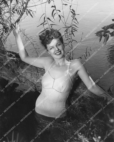 crp-13120 1940's unknown actress initials L.H. sexy in swimwear vintage pinup pose crp-13120