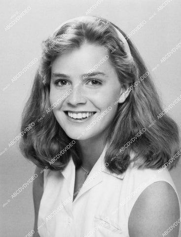 crp-01319 1984 great smile Elisabeth Shue portrait TV Call to Glory crp-01319