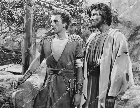 crp-13251 1968 Richard Burton, Michael Rennie film The Robe crp-13251