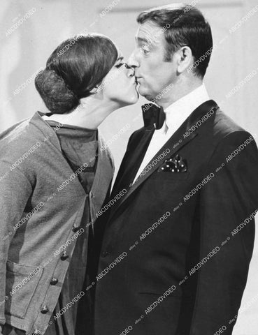 crp-13254 1968 Ruth Buzzi, Dick Martin TV Laugh-In crp-13254