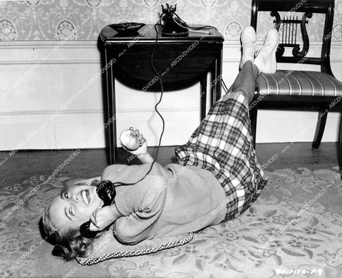 crp-13286 1946 typical teenager Terry Moore on the telephone puts off homework crp-13286
