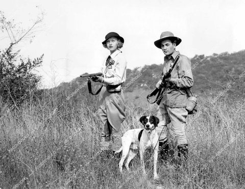 crp-13309 1936 Milburn Stone & Evalyn Knapp w pointer dog "West Basin" go quail hunting crp-13309