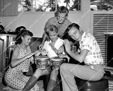 crp-13326 1959 candid Tommy Kirk, Tim Considine, Roberta Shore, Jean Hagen film The Shaggy Dog crp-13326