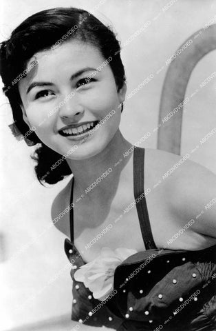 crp-13342 1955 beautiful Japanese actress Mitsuko Kimura portrait film Three Stripes in the Sun crp-13342