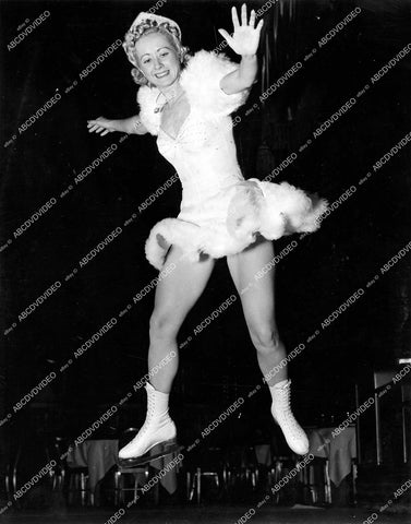 crp-13675 1940 ice skater Edna Ann Holmes up in the air Cocoanut Grove Ice Revue crp-13675