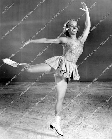 crp-13698 1940's pretty ice skater Ginny Baxter new Ice Capades star crp-13698