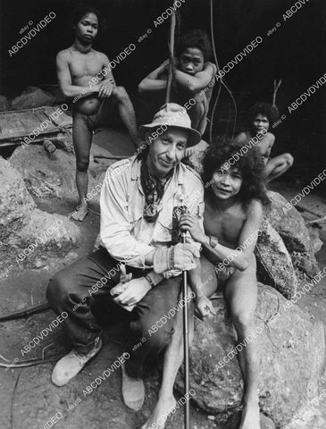 crp-01372 1972 TV documentary The Cave People of the Philippines - Island of Mindanao crp-01372