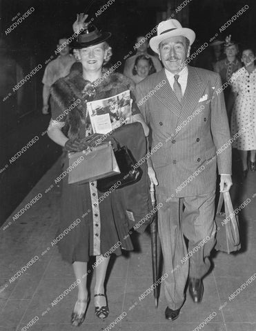 crp-13790 1939 news photo Adolphe Menjou best dressed actor w wife Verree Teasdale crp-13790