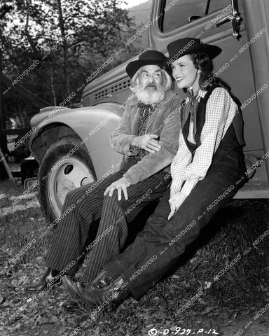 crp-14012 1948 candid Barbara Britton, Gabby Hayes on location film The Untamed Breed crp-14012