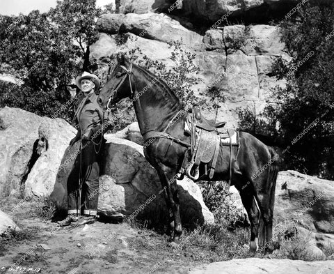 crp-14047 1948 Sonny Tufts and his horse film The Untamed Breed crp-14047