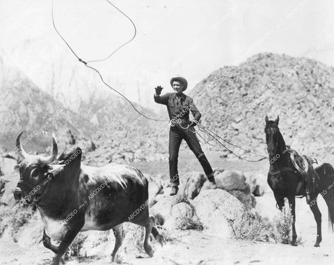 crp-14058 1948 Sonny Tufts and his horse film The Untamed Breed crp-14058