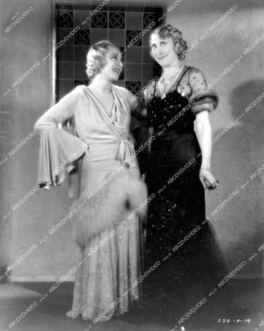 crp-14073 1931 candid Leila Hyams, Charlotte Greenwood film Stepping Out crp-14073