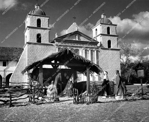 crp-14164 1940's historic Santa Barbara Calif old Spanish Mission w Christmas Nativity scene crp-14164
