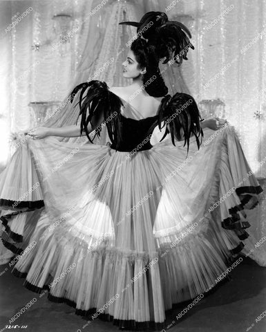 crp-14227 1942 beautiful Vivian DuBois models wardrobe costume film I Married an Angel crp-14227