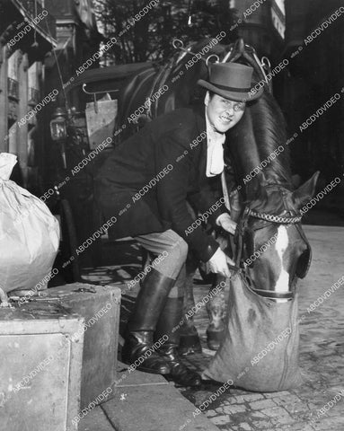 crp-14246 1948 Rachel Dorance in Paris known as Queen of the Cabbies w her horse Coco crp-14246