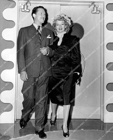 crp-14404 1946 Allyn Joslyn, Evelyn Keyes film The Thrill of Brazil crp-14404