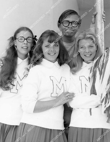 crp-01446 1976 Debbie Zipp, Teresa Medaris, Darel Glaser, Kathleen Cody TVM The Cheerleaders crp-01446