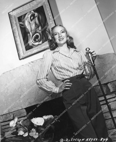 crp-14536 1947 beautiful Evelyn Keyes at home crp-14536