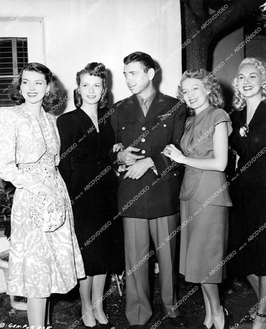 crp-14584 1945 Evelyn Keyes has party at home w Carole Mathews, Dusty Anderson, Adele Jergens Life Mag photographer Bon Landry crp-14584