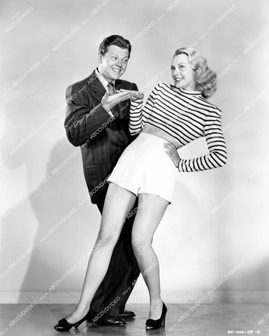 crp-14852 1946 Jimmy Lloyd, long legs Leslie Brooks film It's Great to Be Young crp-14852