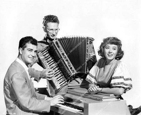 crp-14864 1946 musicians Jack Fina, Jeff Donnell, Milton Delugg film It's Great to Be Young crp-14864