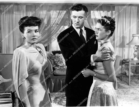 crp-14928 1946 Catherine McLeod, Vanessa Brown, Philip Dorn film I've Always Loved You crp-14928