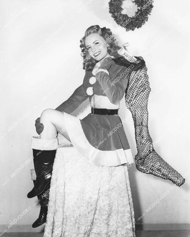 crp-01501 1945 vintage Christmas Pinup sexy Janet Blair Santa's helper film Tonight and Every Night crp-01501