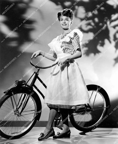 crp-15052 1941 Janet Blair models new fashion w bicycle crp-15052