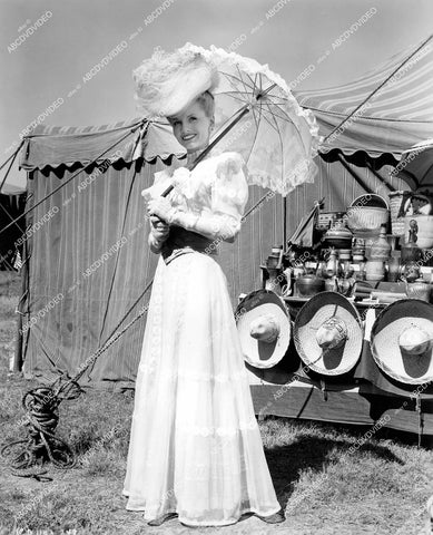 crp-15067 1946 Janet Blair w parasol film Gallant Journey crp-15067