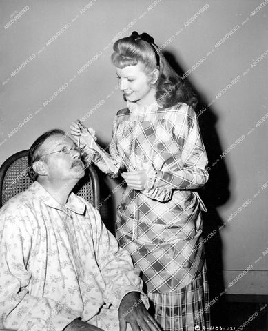 crp-15099 1946 Janet Blair helps Willard Robertson w moustache sleep guard film Gallant Journey crp-15099