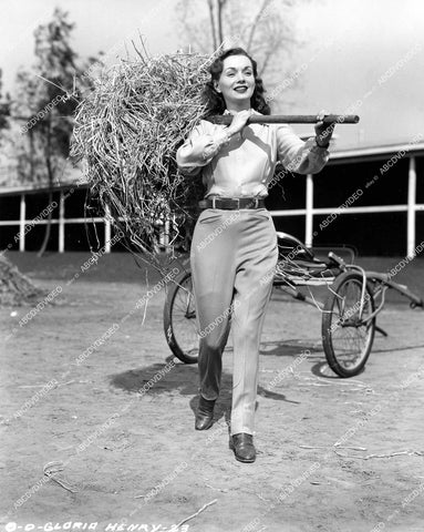 crp-15244 1947 Gloria Henry ready to bail hay film Sport of Kings crp-15244