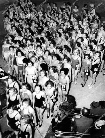 crp-15262 1934 tons teenage girls to compete The American Beauty Pageant contest crp-15262