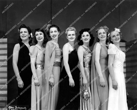 crp-15279 1940's pretty ladies Bunny Kutler, Nina Clemens Gabrilowitch, Peggy Strange, Marjorie MacGregor, Gerry Bogdanovic, Dalys Lind, Madeline Lee live stage play The Women crp-15279
