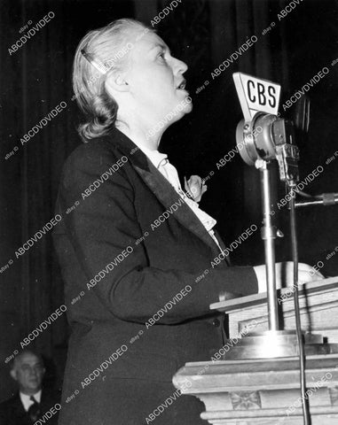 crp-15353 1940 columnist Dorothy Thompson want nation come together after bitter election (nothing new under the sun) crp-15353