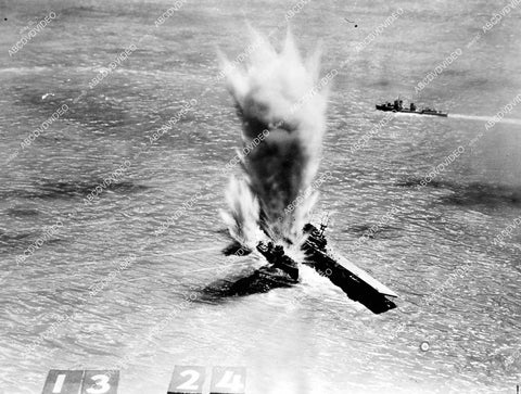 crp-15413 1946 WWII battle of Midway re-created w model ships crp-15413