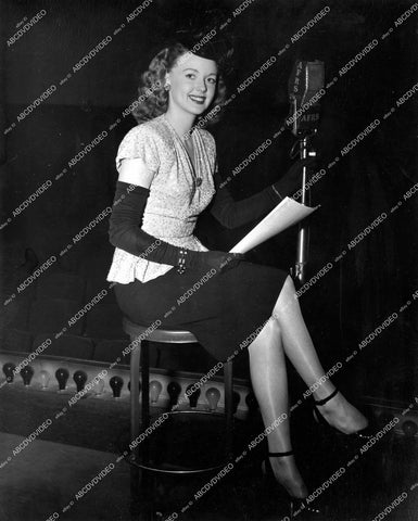 crp-15447 1944 beautiful Martha Stewart for AFRS Armed Forces Radio Service crp-15447
