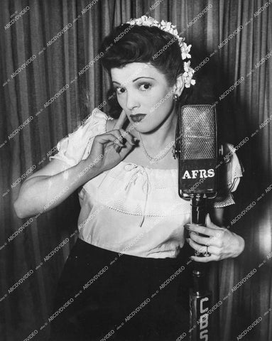 crp-15481 1944 sexy showgirl Beryl Wallace for AFRS Armed Forces Radio Service crp-15481