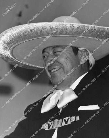 crp-01553 Disneyland Viva Mexico Juan Mendoza El Tariacuri in Cinco de Mayo day crp-01553