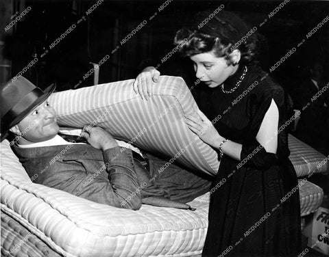crp-15577 1950 candid Red Skelton, Gloria DeHaven on set film The Yellow Cab Man crp-15577
