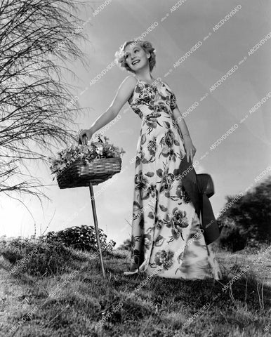 crp-15749 1938 beautiful Gloria Dickson in new spring fashion crp-15749