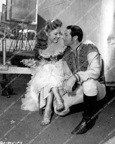 crp-15788 1952 beautiful Gale Robbins & Anthony Dexter on set film The Brigand crp-15788