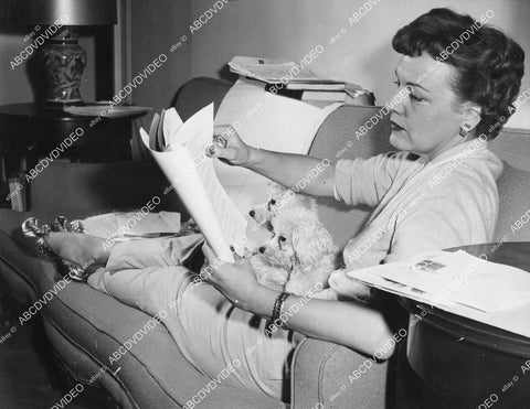 crp-01587 1960 radio star Dorothy Shay "The Park Avenue Hillbilly" goes over script for her new theater crp-01587